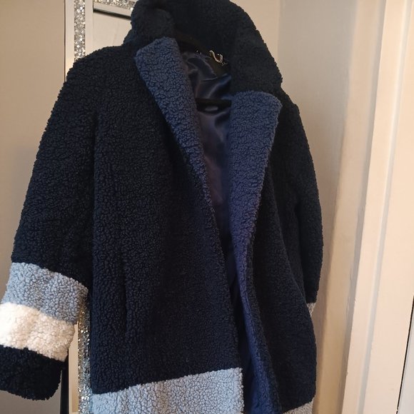 Blue and white mixed colorblock teddy coat - Picture 1 of 5